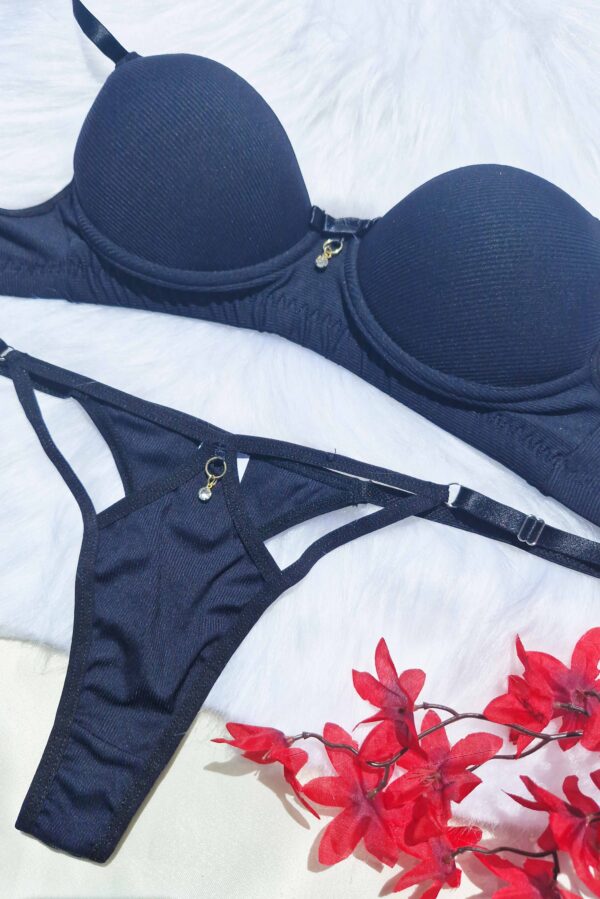 Conjunto Mayara em Microfibra Canelada com Pingente – Toque Suave e Brilho Sutil ✨ - Imagem 15