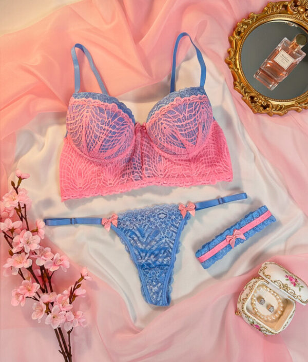 🍭 Conjunto de Renda Bicolor com Perneira – Algodão Doce | Sensualidade & Elegância